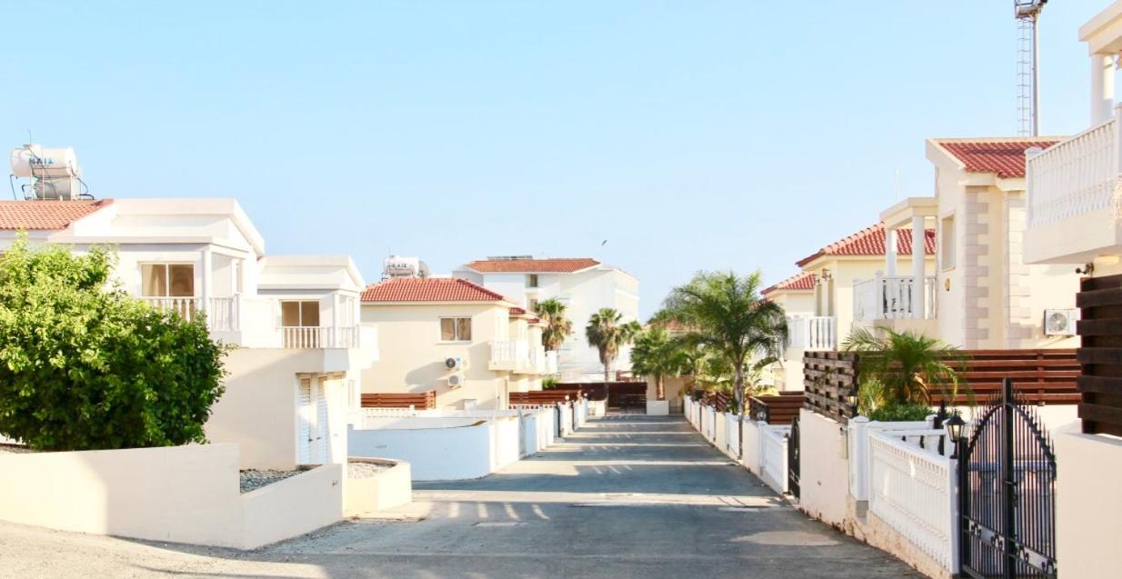 Villa Agnes Agia Napa Buitenkant foto